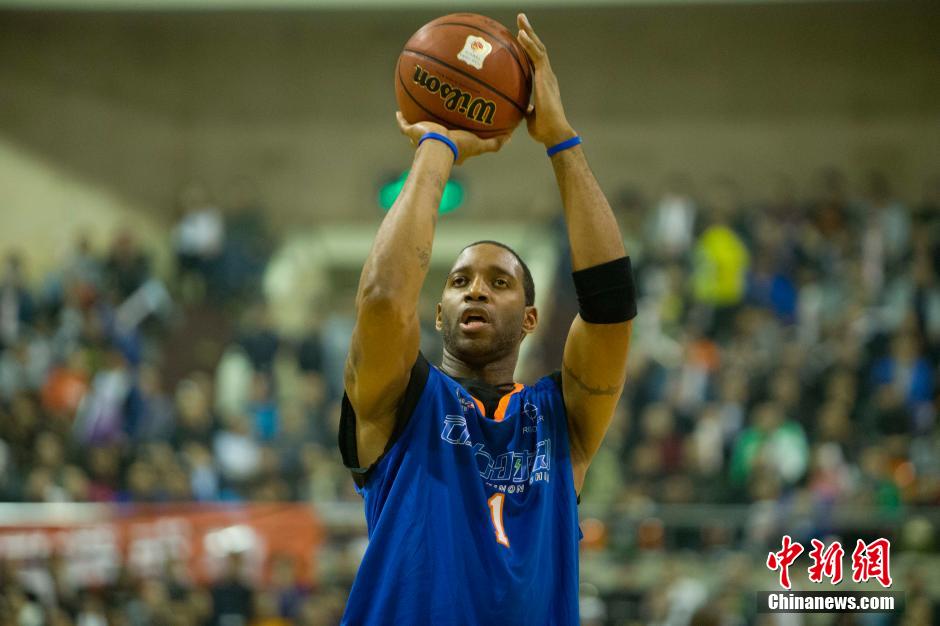 防线显得有 防线显得有