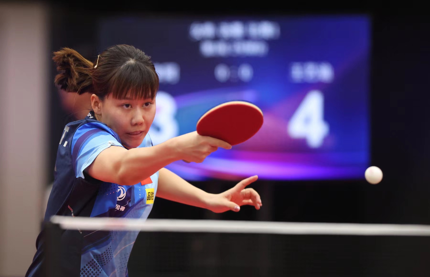 的表现尤为 的表现尤为