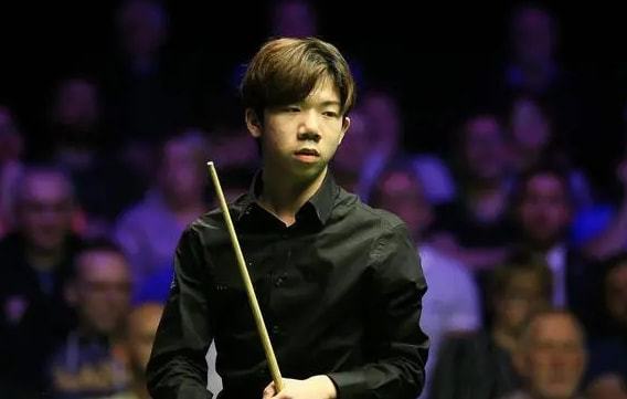 的年龄被选 的年龄被选