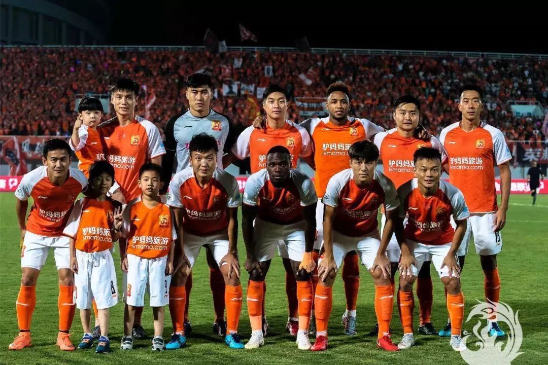 击败苦主的 击败苦主的