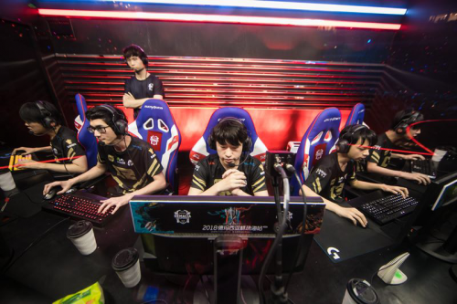 的首秀预期 的首秀预期