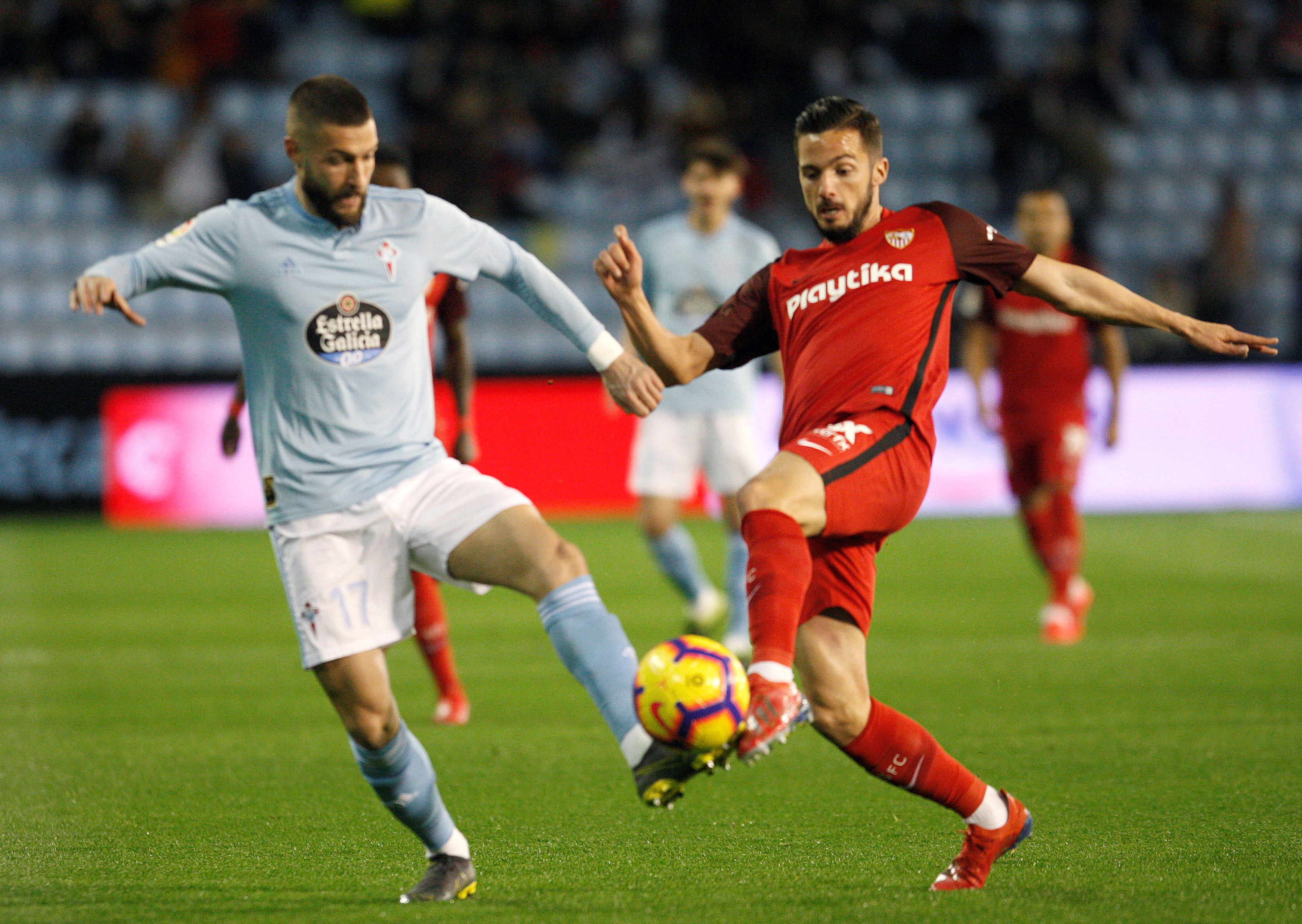 判桌上的一 判桌上的一