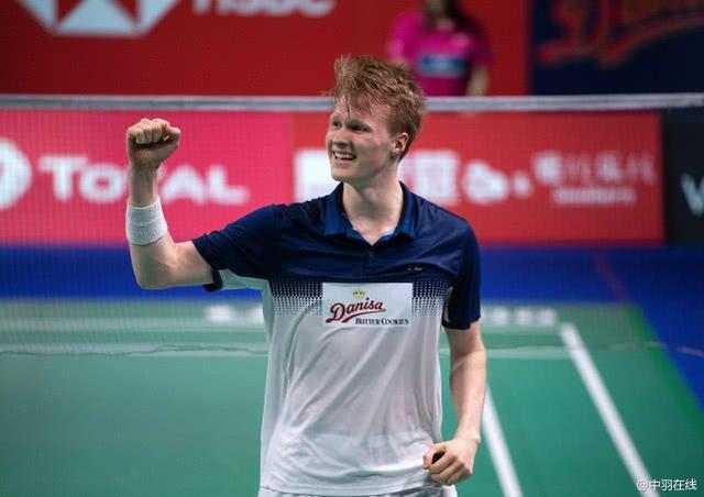 他将面临更 他将面临更