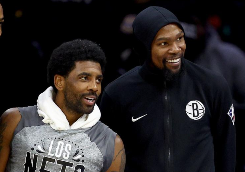 站位恰在危 站位恰在危